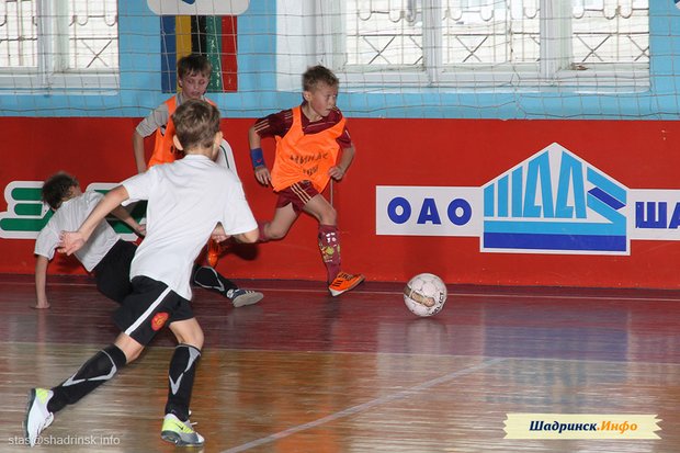 Первенство г. Шадринска по мини-футболу среди школьников - 2012