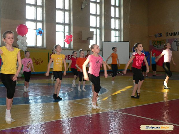 Первенство России по тяжелой атлетике среди юношей и девушек 1993 г.р. и моложе