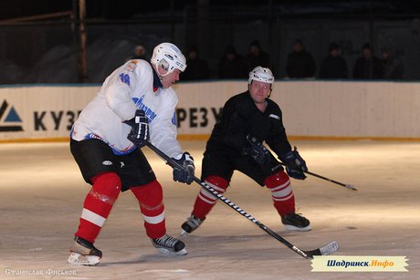 Матч чемпионата города по хоккею 2015-2016