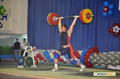 Чемпионат УРФО по тяжелой атлетике среди мужчин и женщин