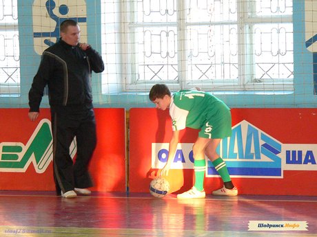 Шадринский мини-футбол 2010/11. Торпедо 97 - ЗКФКиЗ-1