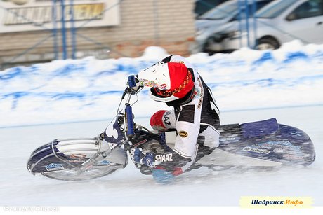 20.12.14 Полуфинал личного чемпионата Росси по мотогонкам на льду в Шадринске