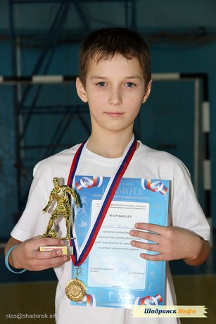 Первенство г.Шадринска по мини-футболу среди школьников 2013-14