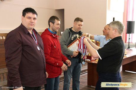 Награждение призёров городских турниров по мини-футболу сезона 2015-2016 г.