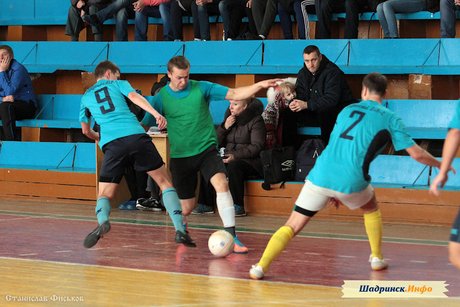 06.11.16 1 тур первенства г. Шадринска по мини-футболу 2016-2017