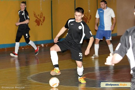 Полуфинал Кубка г. Шадринска по мини-футболу 2016-2017