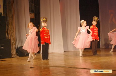 Гала-концерт танцевального коллектива "Виноградинка"