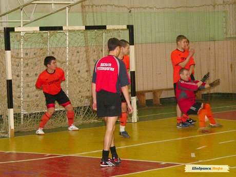 Шадринский мини-футбол 2010/11. I тур