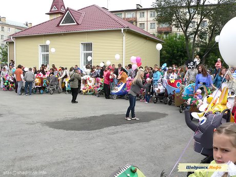 День города Шадринска — 2011 (4 часть — «Колясочный карнавал»)  