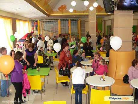 День города Шадринска — 2011 (5 часть — открытие кафе «Pozitiv Park»)
