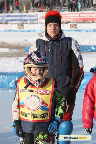 Финал Первенства России 2012 по мотогонкам на льду среди юниоров