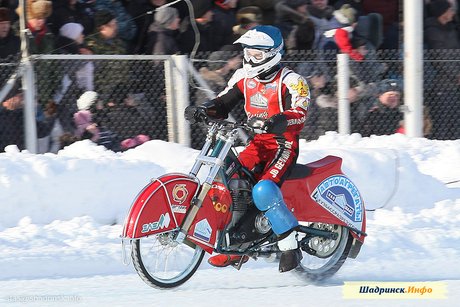 2 день Финал Личного Первенства России среди юниоров по мотогонкам на льду 2013