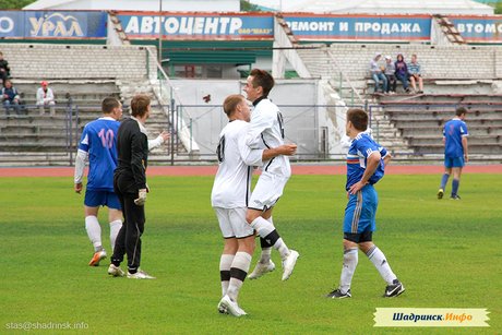 6 тур Чемпионата Курганской области по футболу 2013 «Торпедо» - «Зведы Динамо»