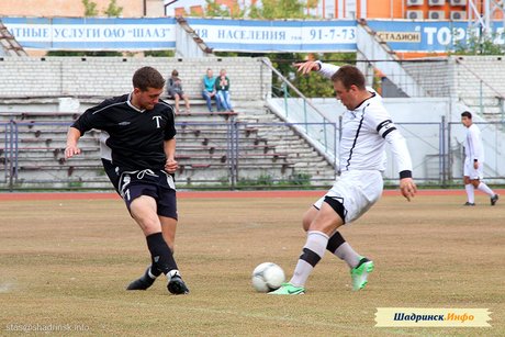 10 тур Чемпионата Курганской области по футболу 2013 Торпедо-Гонг - Торпедо